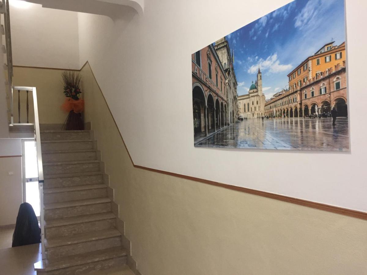 App sul lungomare Apartment San Benedetto del Tronto Exterior foto